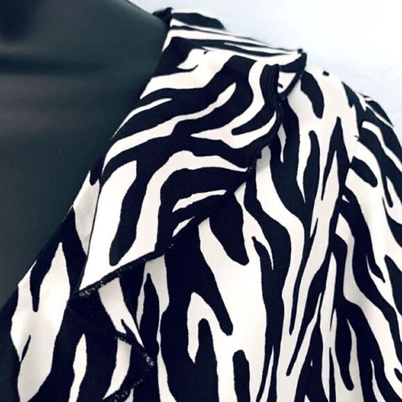 Zara Black & White Ruffled Zebra Print Blouse Size Small - Picture 2 of 13
